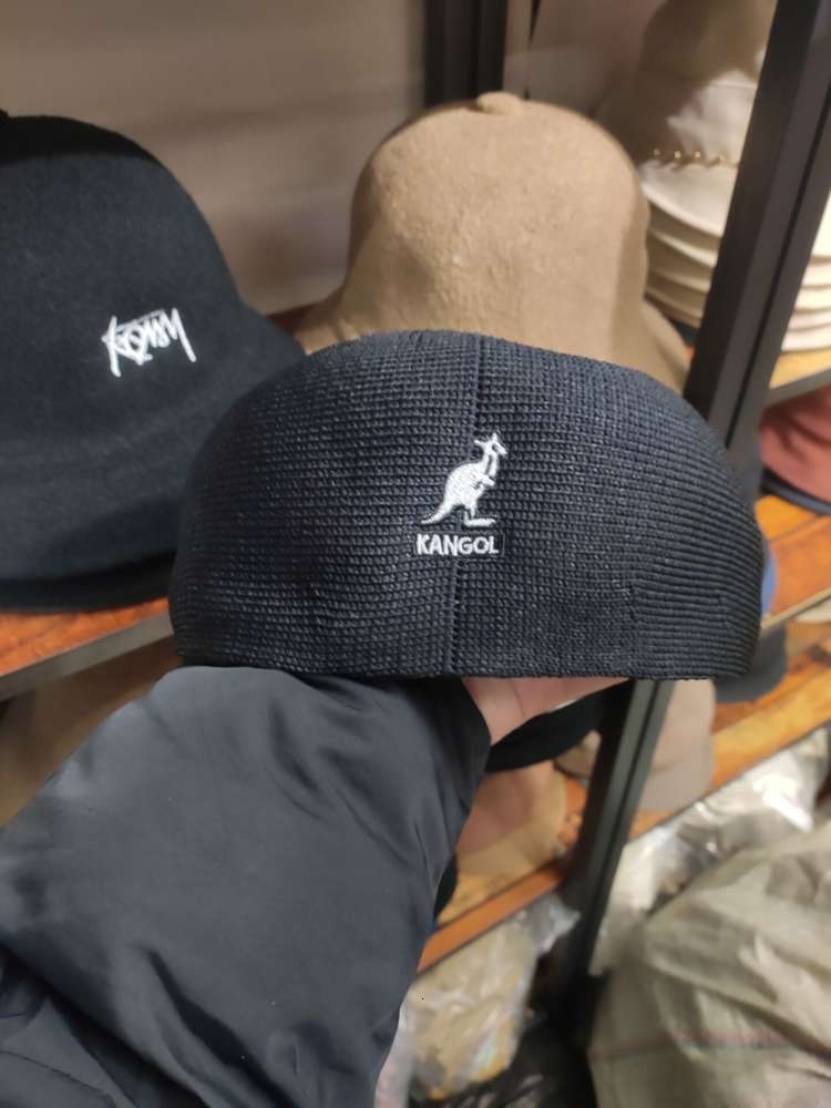 Ins mesh kangaroo forward female spring summer cotton hemp British Wu Yifan same black knitted hat, Blue;gray
Ins mesh kangaroo forward female spring summer cotton hemp British Wu Yifan same black knitted hat, Blue;gray