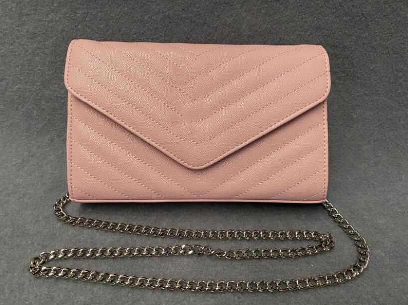 2021 High Quality Fashion women diagonal Shoulder bag Pu leather Black chain Crossbody Messenger Female handbag wallet, Red
2021 High Quality Fashion women diagonal Shoulder bag Pu leather Black chain Crossbody Messenger Female handbag wallet, Red