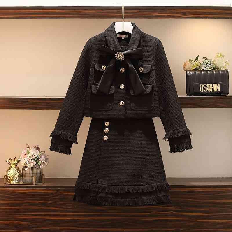 Banulin Plus size 4XL Wool Tweed Set Autumn Winter Long Sleeve Beading Bow Buttons Pockets Coat and Mini Tassel Skirt Suit 210603, Black suit
Banulin Plus size 4XL Wool Tweed Set Autumn Winter Long Sleeve Beading Bow Buttons Pockets Coat and Mini Tassel Skirt Suit 210603, Black suit