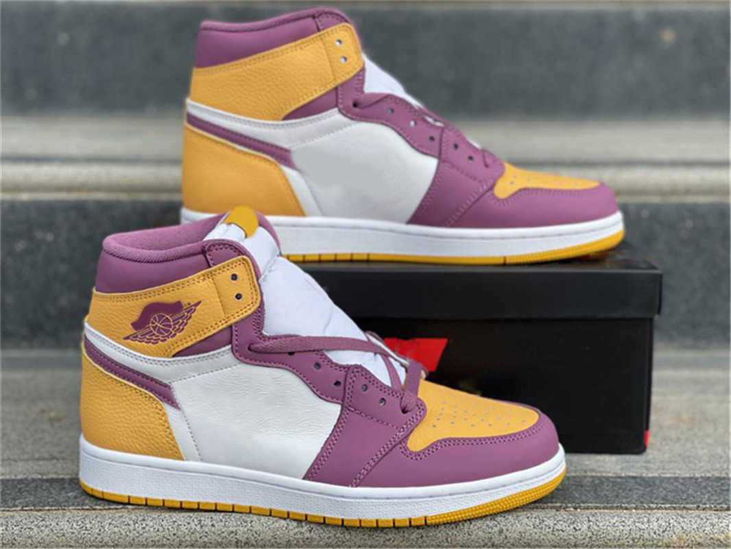 2021 Authentic 1 High OG Brotherhood Dress Shoes Men Women University Gold Light Bordeaux White 555088-706 Outdoor Sneakers With Box, Black
2021 Authentic 1 High OG Brotherhood Dress Shoes Men Women University Gold Light Bordeaux White 555088-706 Outdoor Sneakers With Box, Black
