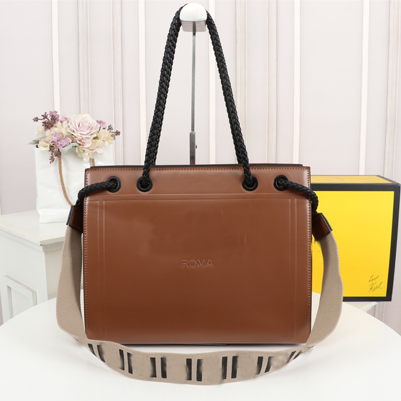 Large Tote bag Women Handbags Square Package Shopper Bag Fashion Letter High Quality Detchable Shoulder Strap Hand Bags Genuine Leather Lady Bag
Large Tote bag Women Handbags Square Package Shopper Bag Fashion Letter High Quality Detchable Shoulder Strap Hand Bags Genuine Leather Lady Bag