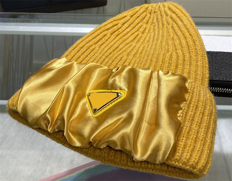 Luxurys Designers Brand Warm Beanie Men Womans Skull Caps Fall Winter Knitted Cap Fitted Outdoor Bucket Hat Baseball Cap Fashion Street Hat, Blue;gray
Luxurys Designers Brand Warm Beanie Men Womans Skull Caps Fall Winter Knitted Cap Fitted Outdoor Bucket Hat Baseball Cap Fashion Street Hat, Blue;gray