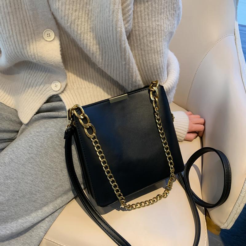 bags for women 2021 Solid color female bag fashion casual shoulder Messenger bag ladies bucket chain handbag sac a main, Black
bags for women 2021 Solid color female bag fashion casual shoulder Messenger bag ladies bucket chain handbag sac a main, Black