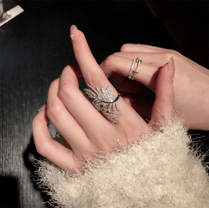 Choucong Brand New Wedding Rings Luxury Jewelry 925 Sterling Silver Pave White Sapphire CZ Diamond Gemstones Feather Women Open Adjustable Ring For Lo