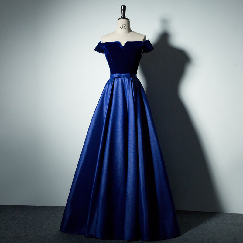 Bride Party Women Royal Blue Off Shoulder Evening Dress Noble Chinese Style Elegant Luxury Wedding Vestido Cheongsam Vury
Bride Party Women Royal Blue Off Shoulder Evening Dress Noble Chinese Style Elegant Luxury Wedding Vestido Cheongsam Vury