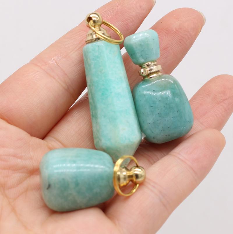 Charms Explosion Natural Semi-precious Perfume Bottle Tianhe Stone Pendant Handmade Crafts DIY Making Irregular Different Sizes
Charms Explosion Natural Semi-precious Perfume Bottle Tianhe Stone Pendant Handmade Crafts DIY Making Irregular Different Sizes