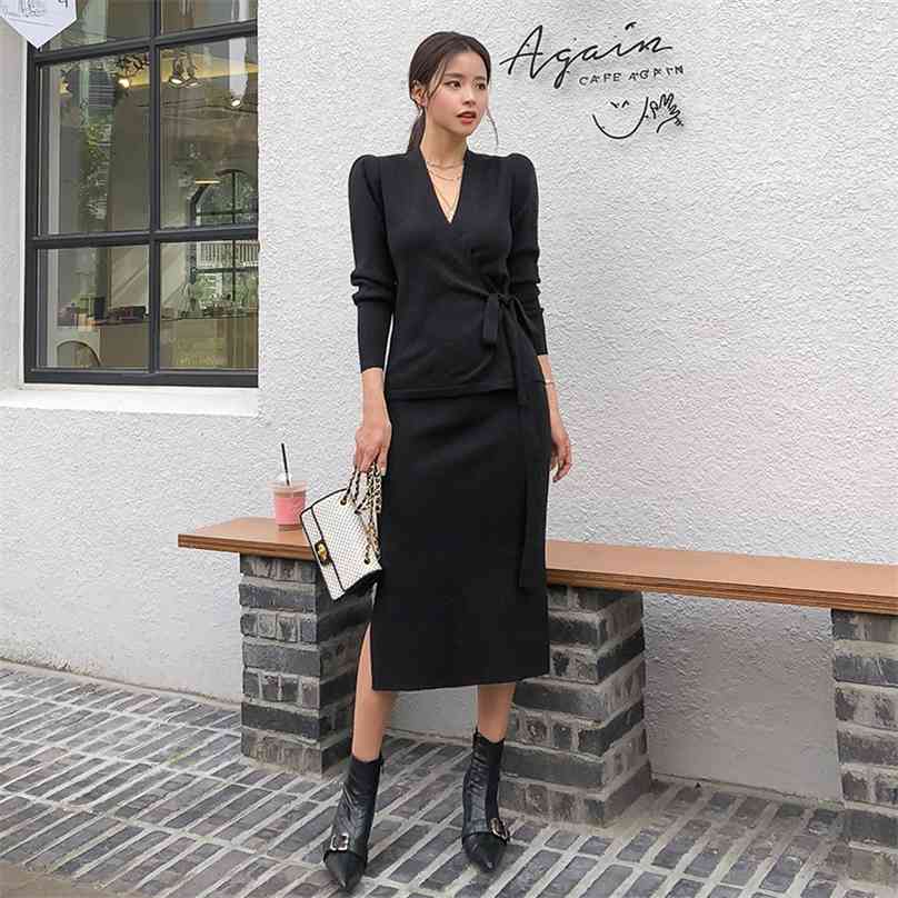 winter knitting 2 piece Set Korean ladies long Sleeve V neck tops and Long Sweater Skirt warm party suit for women clothing 210602, Rice white
winter knitting 2 piece Set Korean ladies long Sleeve V neck tops and Long Sweater Skirt warm party suit for women clothing 210602, Rice white