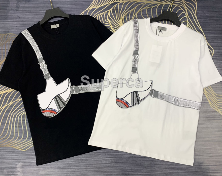 21SS High Qaulity Summer Mens Designers Tees T Shirts Fashion Casual Couples Short Sleeves Tee Comfortable Men Women T-Shirts D5248, White;black
21SS High Qaulity Summer Mens Designers Tees T Shirts Fashion Casual Couples Short Sleeves Tee Comfortable Men Women T-Shirts D5248, White;black