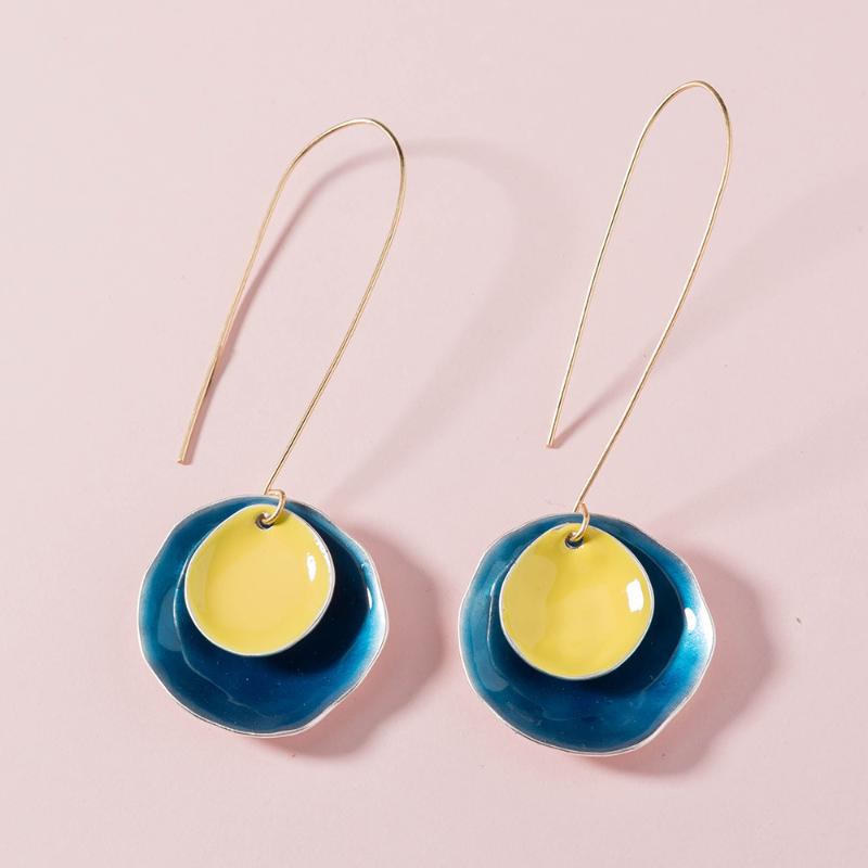 Stud Color Painted Round Joker Earrings For Women INS Korean Fashion Creative Accessories Trendy Dating Jewelry Boucle Oreille Femme, Golden;silver
Stud Color Painted Round Joker Earrings For Women INS Korean Fashion Creative Accessories Trendy Dating Jewelry Boucle Oreille Femme, Golden;silver