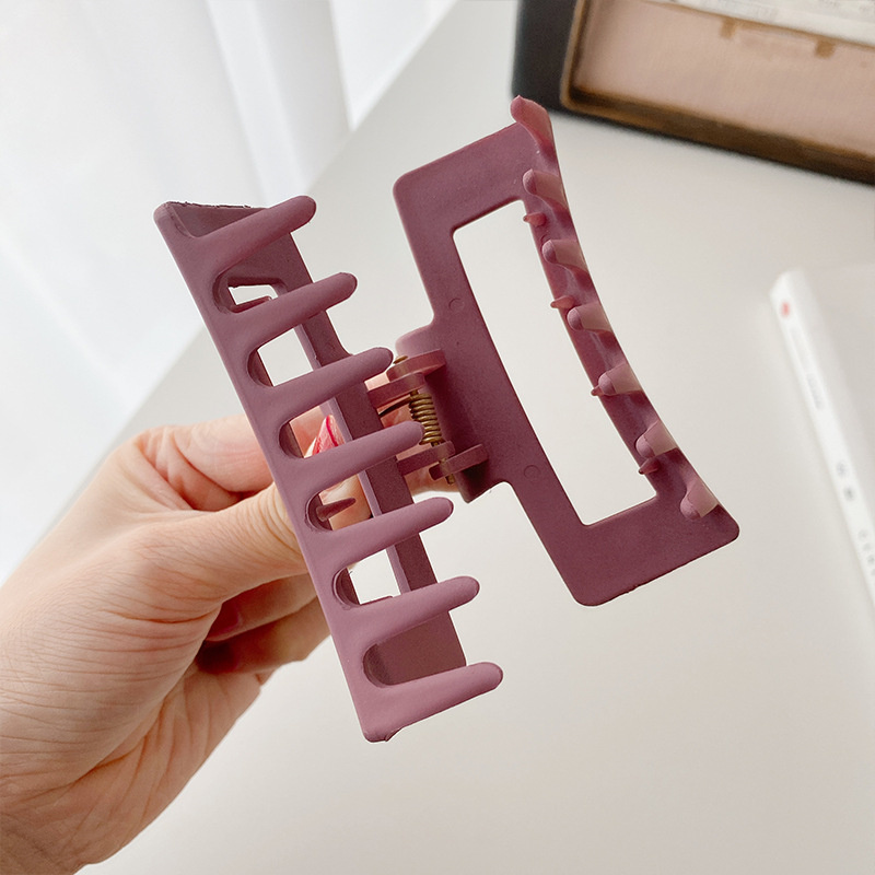 Yamog Length 85 CM Frosted Square Hair Clamps Korean Women Hollow Out Arc Scrunchies Hair Claw Clips Female Plastic Middle Size P