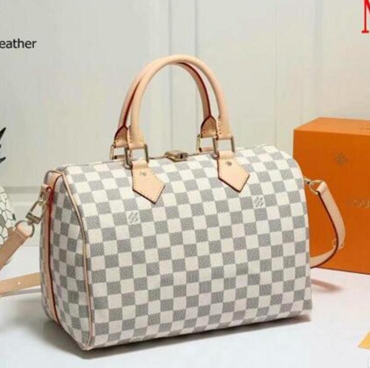 LVLOUISVITTON BagVUTTON 1 33 High Quality Leather Handbag Bag Pillow Bag Luxury Crossbody Messenger Bags Women Bags
LVLOUISVITTON BagVUTTON 1 33 High Quality Leather Handbag Bag Pillow Bag Luxury Crossbody Messenger Bags Women Bags
