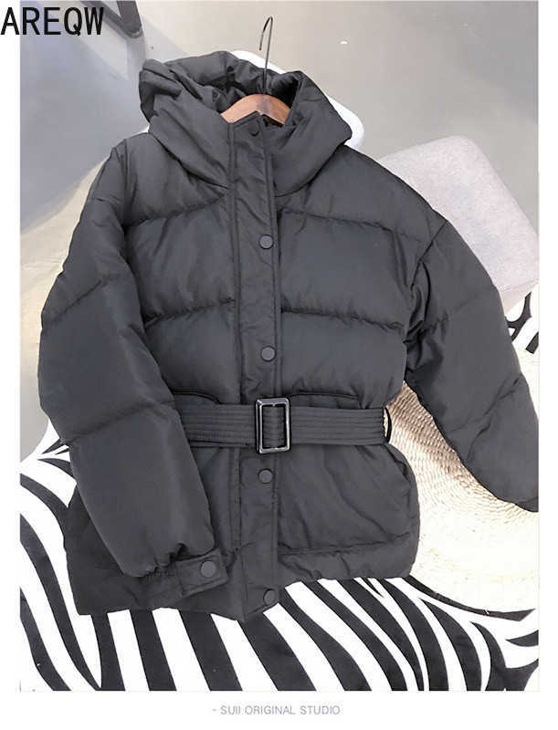 Women Autumn Winter Jacket With Belt Cotton Parkas Hooded Slim Short Jacket White Red Pink Black 211007wtt