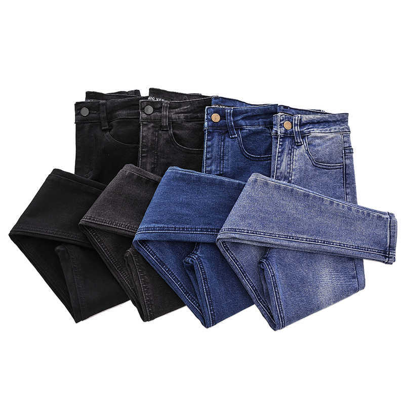 Plus Size Button fly Women Jeans High Waist Blue Pants Jeans for Women High Elastic Skinny Stretchy Women Pants Lift Hips 210616, Black
Plus Size Button fly Women Jeans High Waist Blue Pants Jeans for Women High Elastic Skinny Stretchy Women Pants Lift Hips 210616, Black
