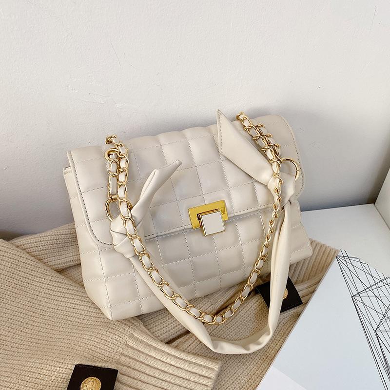 Designer Products 2021 Fashion Messenger Bag Retro Square Bag Single Shoulder Underarm, Black
Designer Products 2021 Fashion Messenger Bag Retro Square Bag Single Shoulder Underarm, Black