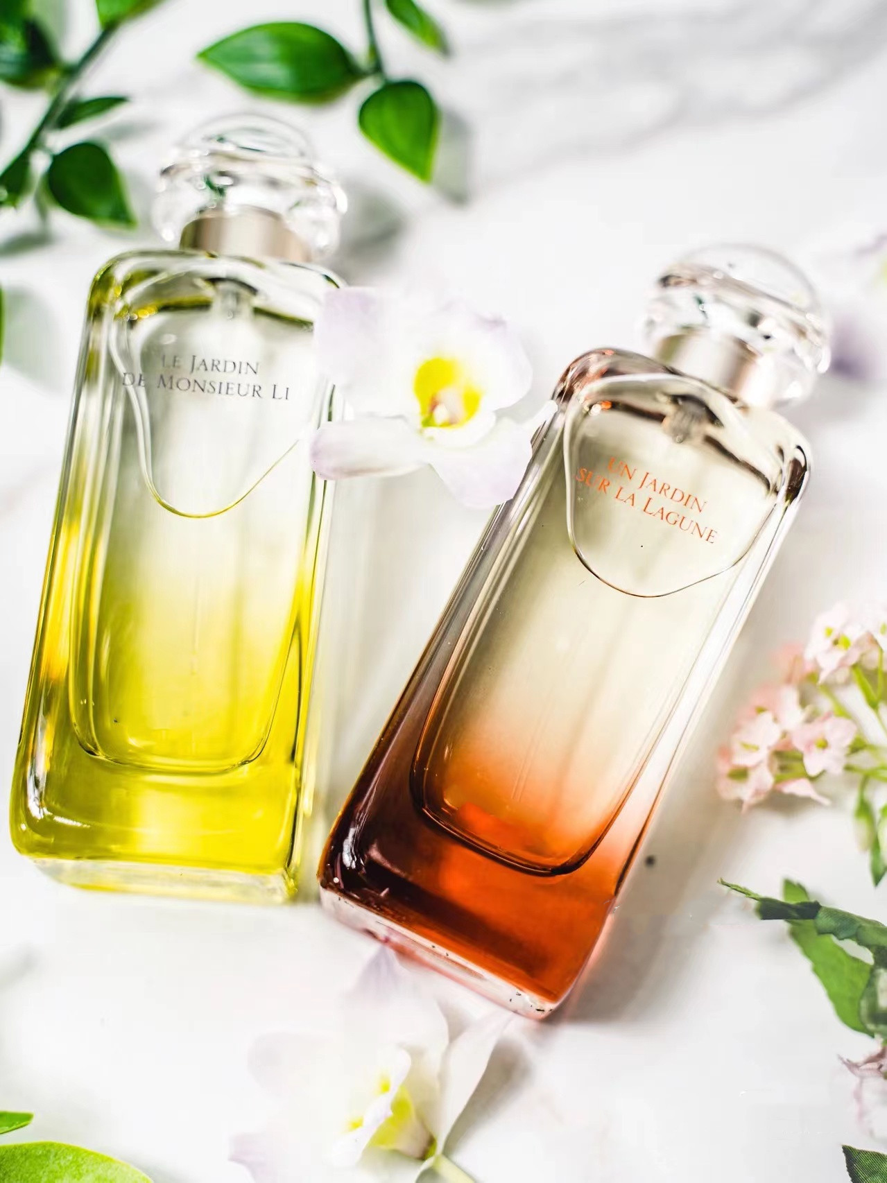 High end brand Perfumes Fragrances Women Men UN JARDIN SUR LE NIL Parfum EDT Quality 100ml Long Lasting Pleasant Fragrance Spray Perfume
High end brand Perfumes Fragrances Women Men UN JARDIN SUR LE NIL Parfum EDT Quality 100ml Long Lasting Pleasant Fragrance Spray Perfume