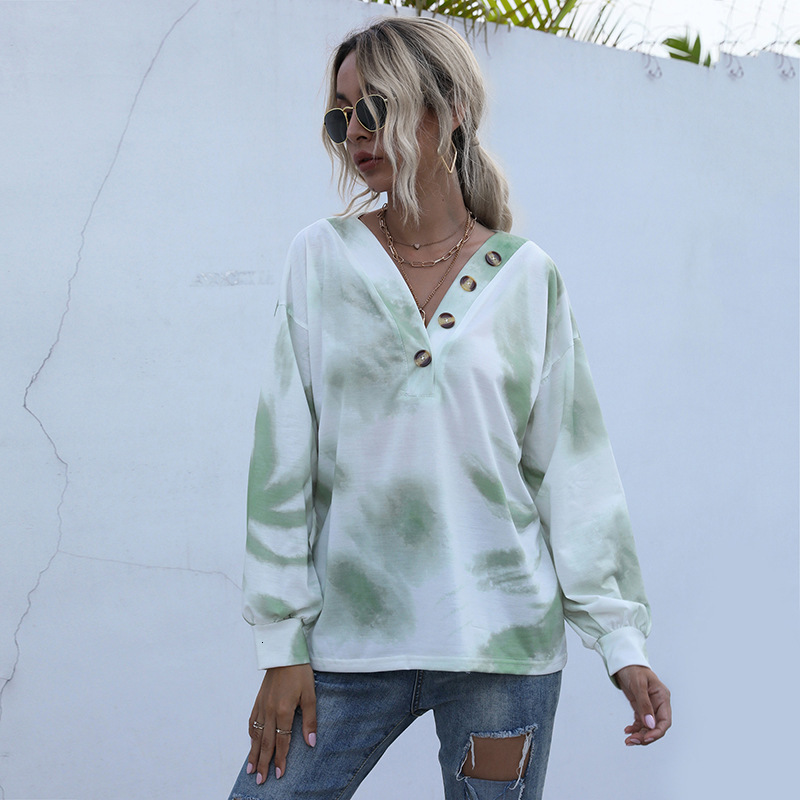 2021 New Design Tie-dye Gradient Printing Women Autumn Winter Casual V-neck Button Loose Long Sleeve t Shirts Stylish Top Lmki, Purple
2021 New Design Tie-dye Gradient Printing Women Autumn Winter Casual V-neck Button Loose Long Sleeve t Shirts Stylish Top Lmki, Purple