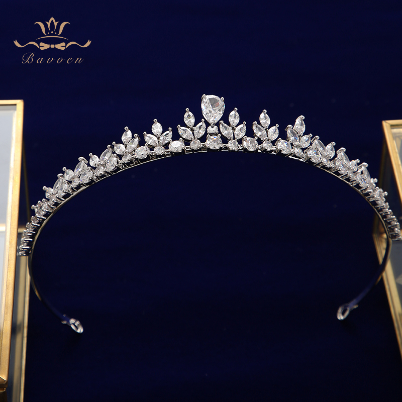 Bavoen Sparkling Zircon Wedding Dress Hair Accessories Silver Brides Crowns Tiaras Plated Crystal Hairbands Evening Hair Jewelry T200522
