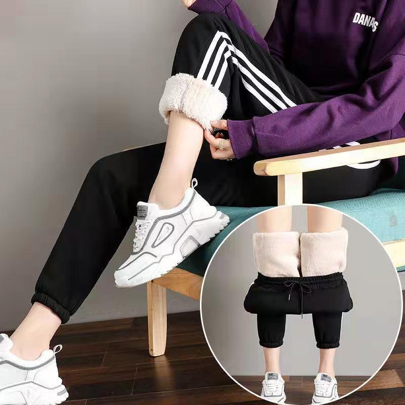 Winter Women Gym Sport Sweatpants Workout Fleece Thick Warm Winter Trousers Women Solid Female Sport Running Pants Pantalones, Black;white
Winter Women Gym Sport Sweatpants Workout Fleece Thick Warm Winter Trousers Women Solid Female Sport Running Pants Pantalones, Black;white