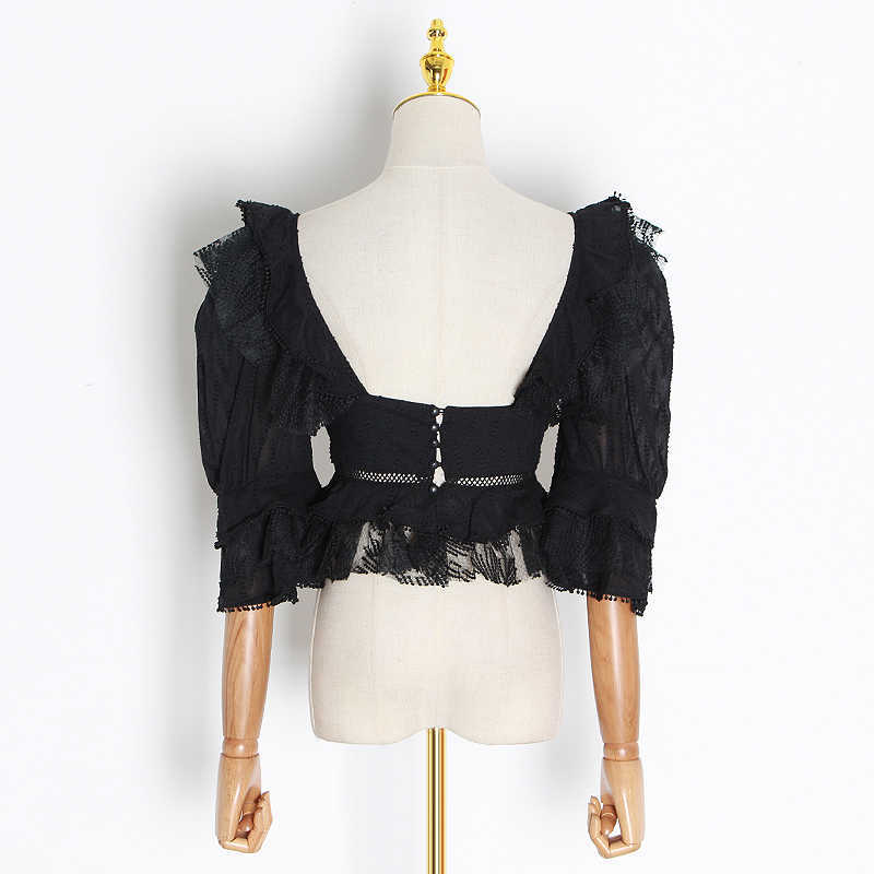 TWOTYLE Vintage Patchwork Lace Shirt Female Square Collar Puff Sleeve Hollow Out Ruffles Short Blouse Women Fashion Clothes 210721