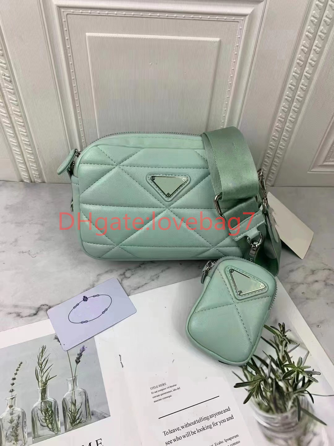 2021 luxurys designers high quality women bag Fashion Genuine leather Mother and child bags Simple versatile shoulder pack lady Casual Messenger packet, Customize
2021 luxurys designers high quality women bag Fashion Genuine leather Mother and child bags Simple versatile shoulder pack lady Casual Messenger packet, Customize