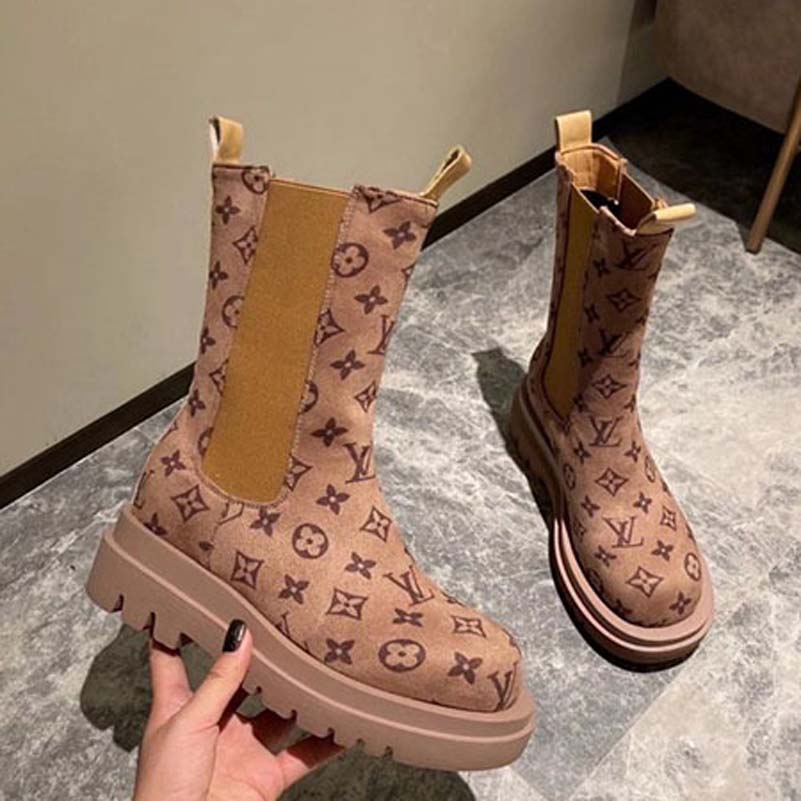 Luxury Brand Shoes Designer Womens Boots High Heels And Genuine Leather Outdoors fashion boot bagandshoe 016, Box
Luxury Brand Shoes Designer Womens Boots High Heels And Genuine Leather Outdoors fashion boot bagandshoe 016, Box
