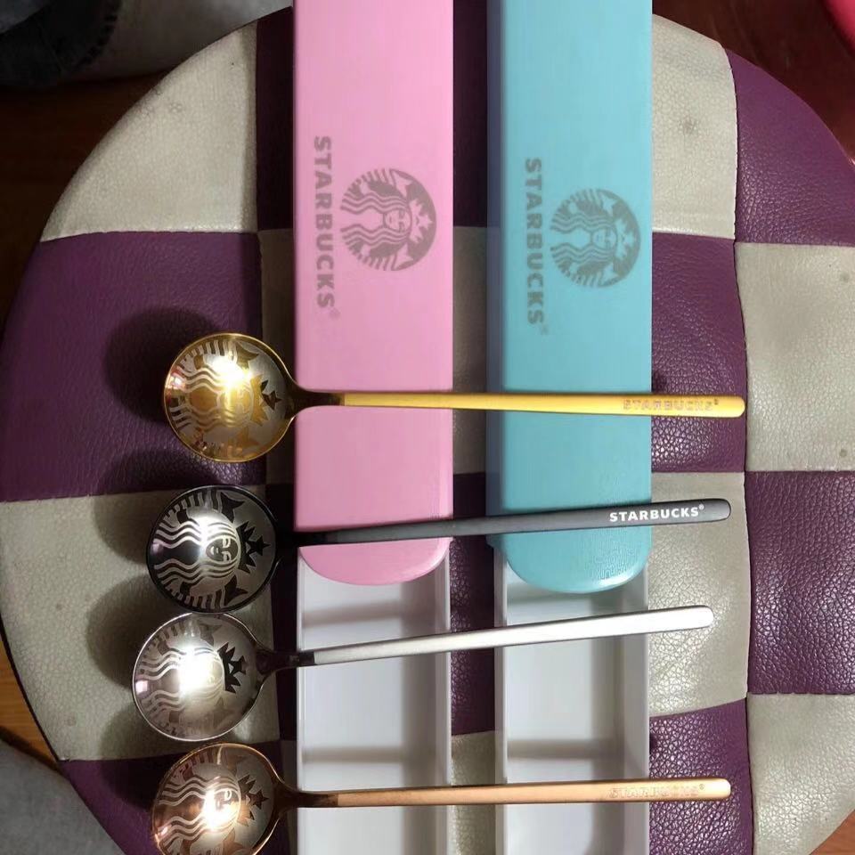 4pcs Set Starbucks Stainless Steel Coffee Milk Spoons with Package Box Small Round Dessert Mixing Fruit Spoon Factory Supply
4pcs Set Starbucks Stainless Steel Coffee Milk Spoons with Package Box Small Round Dessert Mixing Fruit Spoon Factory Supply