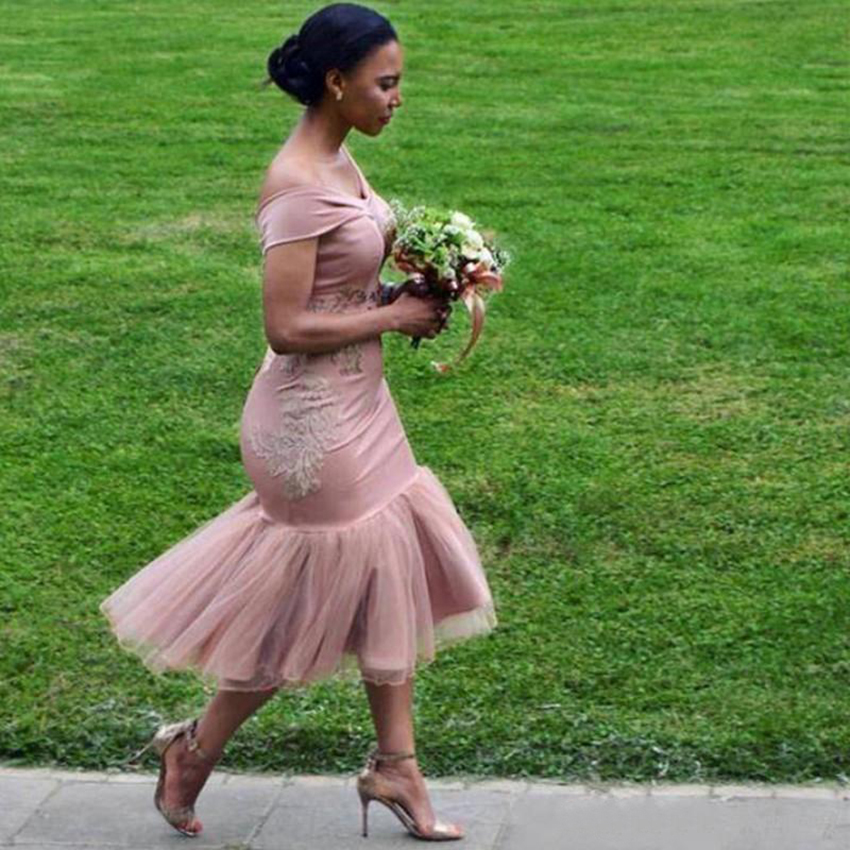 Dusty Pink African Mermaid Bridesmaid Dresses Sexy 2021 Off The Shoulder Tea Length Maid Of Honor Gowns Short Cocktail Dresses