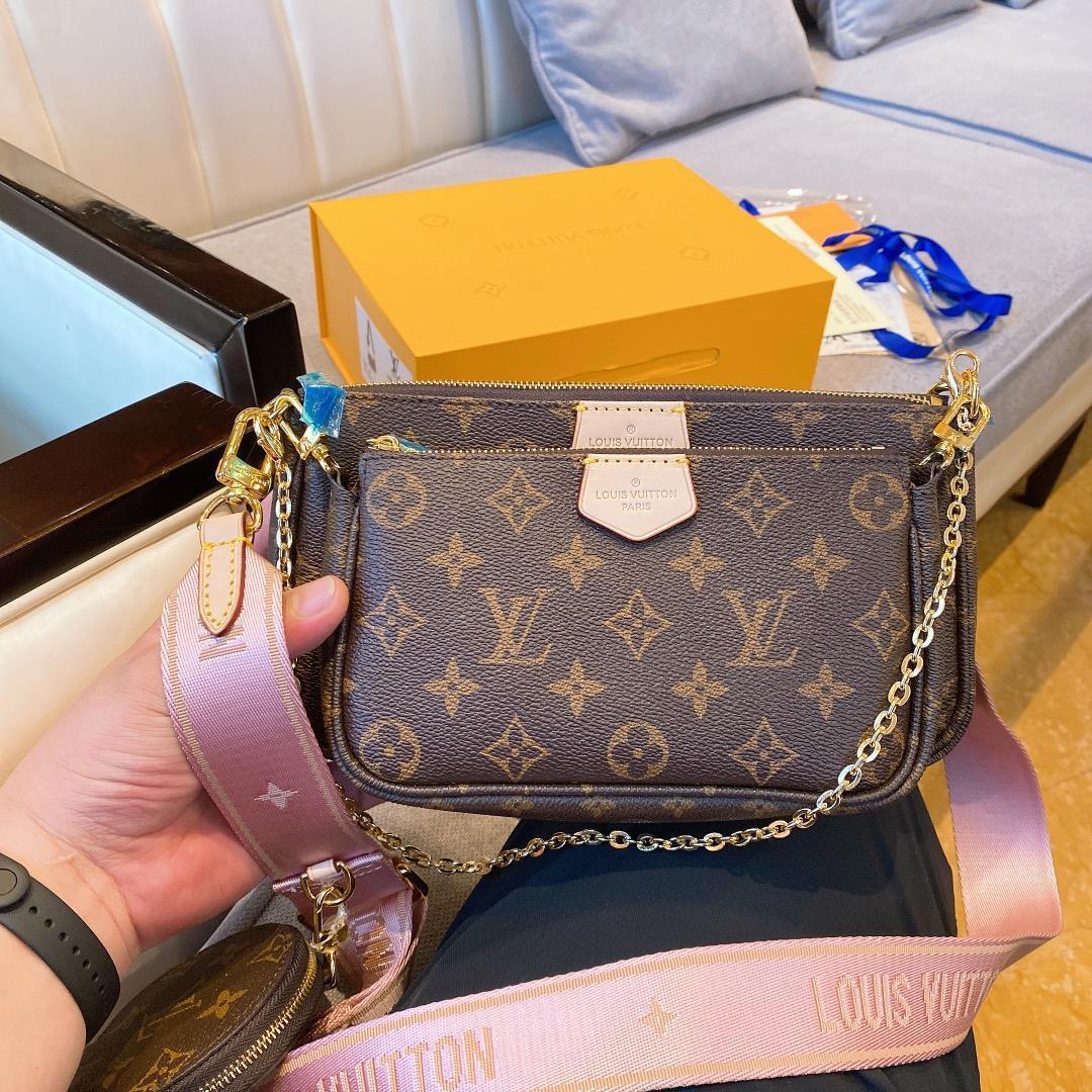 LV LOUIS VITTON Fashion Women Messenger Bags Women handbags twist handbag messenger shoulder pockets Totes Cosmetic Bag
LV LOUIS VITTON Fashion Women Messenger Bags Women handbags twist handbag messenger shoulder pockets Totes Cosmetic Bag