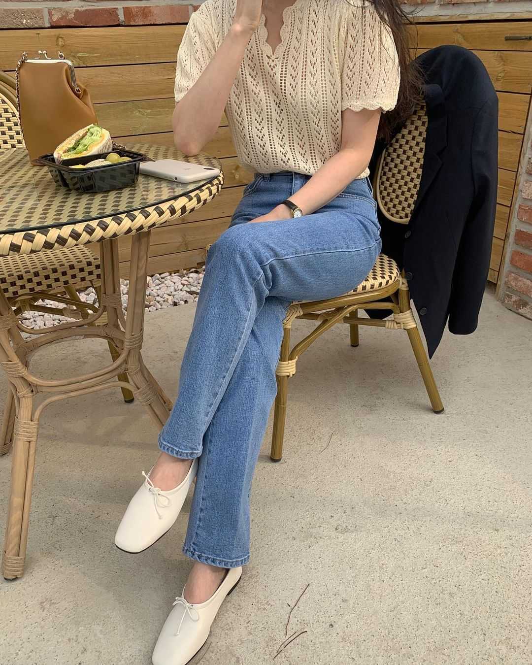 Korejpaa Girl T-Shirt Summer Korea Chic Retro Temperament V-Neck Micro-Transparent Crochet Hollow Puff Sleeve Knit Pullover 210526