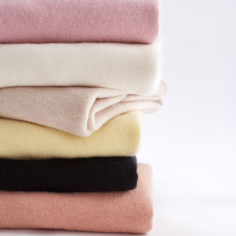 ARTKA Autumn Winter New Women Sweater Multicolor 100% Pure Wool Sweater O-Neck Pullover Soft Wool Knitted Sweaters YB11697D 210218
