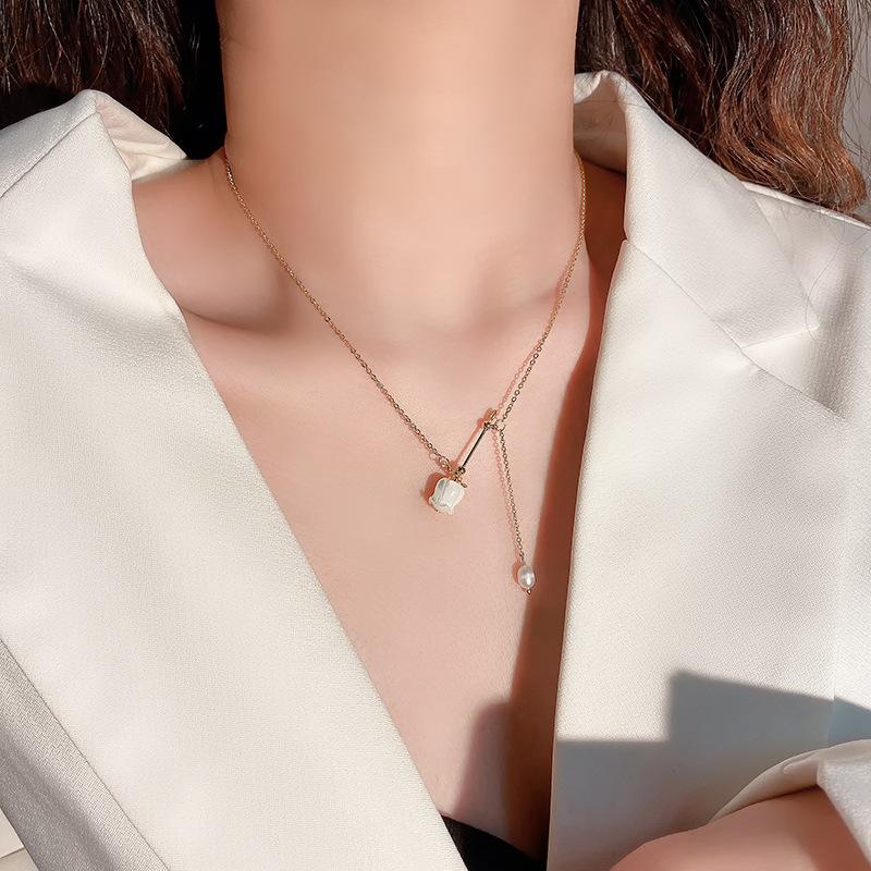 Pendant Necklaces 2021 Valentines Gift Charming Unique Style Pearl Rose Choker Necklace For Women Fashion Jewelry
Pendant Necklaces 2021 Valentines Gift Charming Unique Style Pearl Rose Choker Necklace For Women Fashion Jewelry