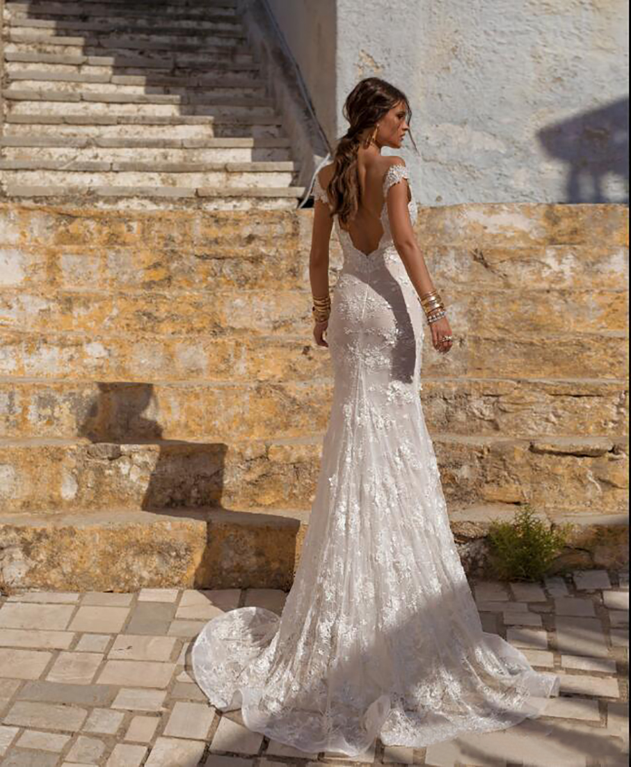 Lian Rokman 2021 Sheath Wedding Dresses Off the Shoulder Lace Appliqued Sexy Mermaid Bridal Gowns Plus Size Country robe de mariée