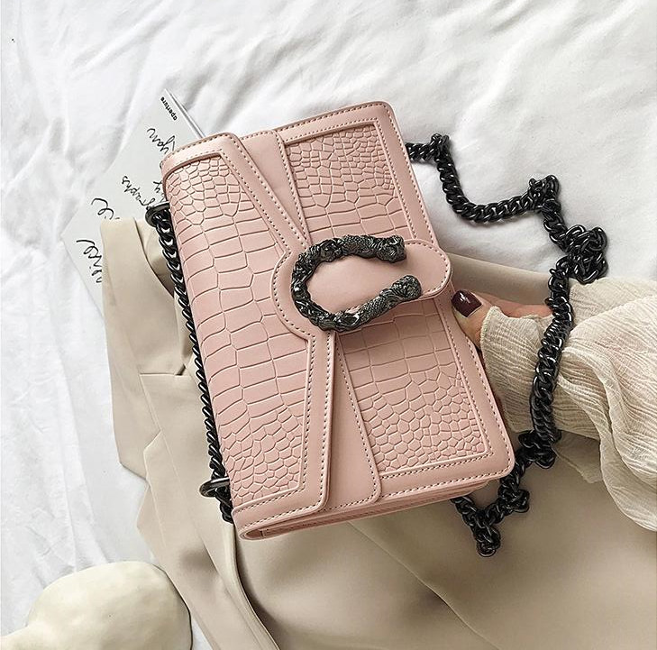 women handbag street trend embossed chain bag small fresh crocodile leather messenger bags simple atmospheric leathers fashion handbags
women handbag street trend embossed chain bag small fresh crocodile leather messenger bags simple atmospheric leathers fashion handbags