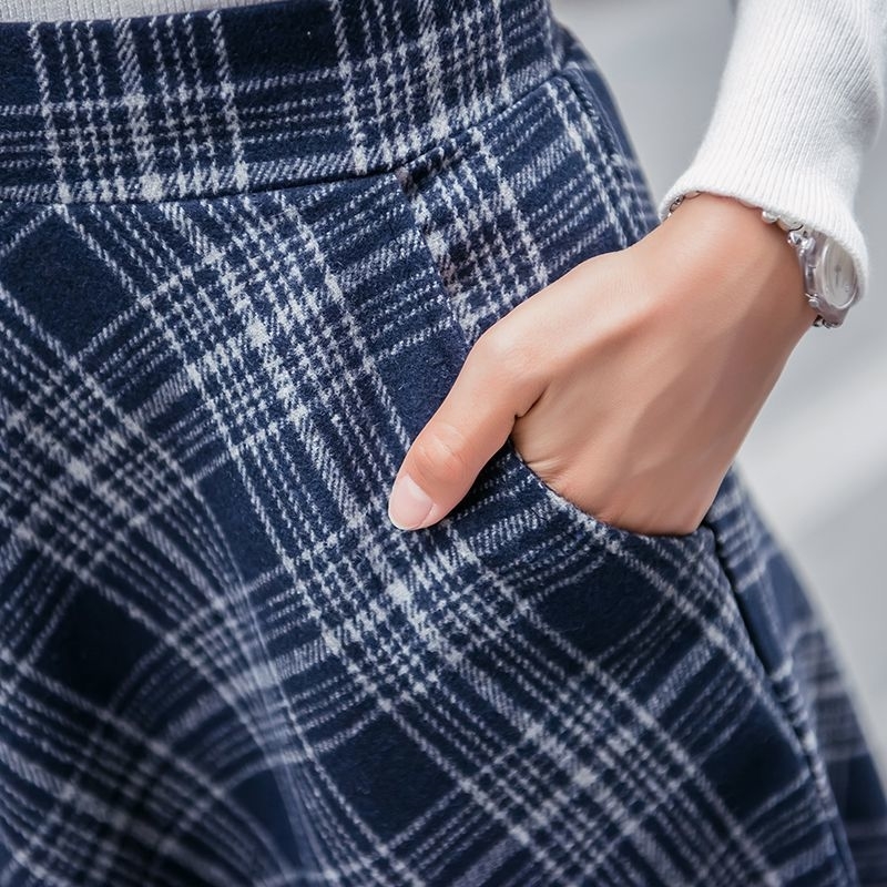 Japanese Style Vintage Plaid Long Skirt For Women Streetwear Zipper Elastic High Waist Pocket Woolen Skirts Winter SK242 T200324