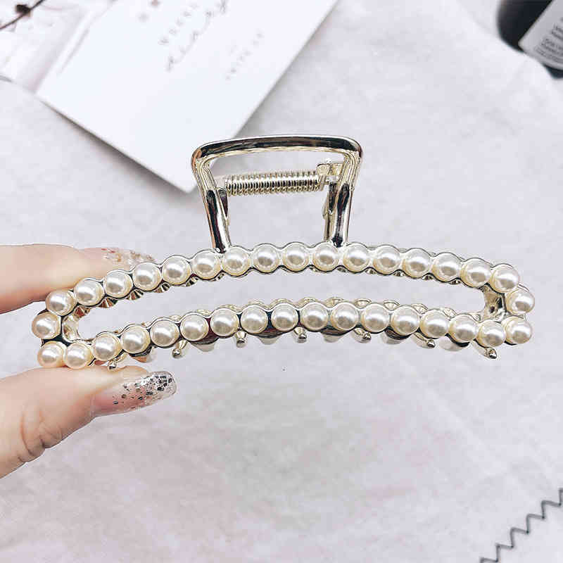 Hair Accessories Jewelry Korean Pearl Rhinestone pin Top Clip at the Back of Head Elegant Female Curling Headdress Bath Grab
