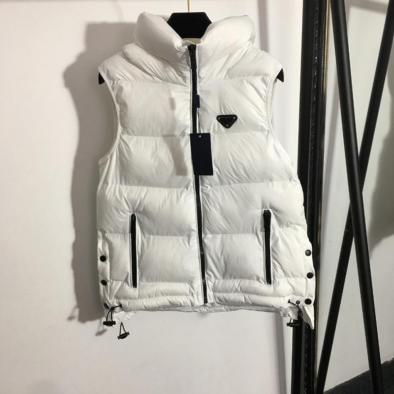 Luxury Sleeveless Down Jackets 3 Colors Triangle Badge Men Women Vests Winter Warm Thicken Couple Parkas Coat, White
Luxury Sleeveless Down Jackets 3 Colors Triangle Badge Men Women Vests Winter Warm Thicken Couple Parkas Coat, White