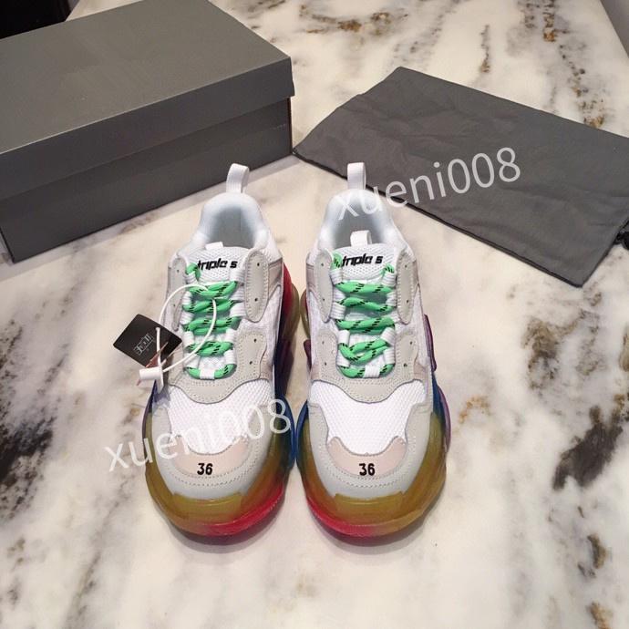 2021 fashion new shoes female womens 35-46 students hand made leather thick sole large size small white black sports casual shoes women yx211019
2021 fashion new shoes female womens 35-46 students hand made leather thick sole large size small white black sports casual shoes women yx211019