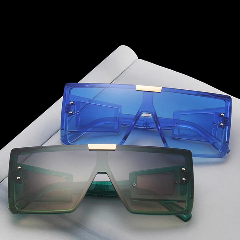 Sunglasses Trendy One Piece Big Frame Widened Temples With A Of Fashion Ladies Personality Wild Glasses
Sunglasses Trendy One Piece Big Frame Widened Temples With A Of Fashion Ladies Personality Wild Glasses
