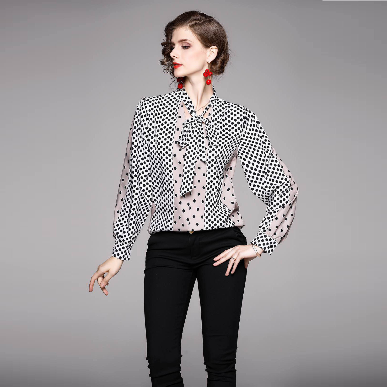Women Spring & Autumn Designer Elegant Polka Dot Blouse Shirt Female Bow Chiffon Office Party Chemise Womens SexyTops Blouses 210525, Mixed
Women Spring & Autumn Designer Elegant Polka Dot Blouse Shirt Female Bow Chiffon Office Party Chemise Womens SexyTops Blouses 210525, Mixed