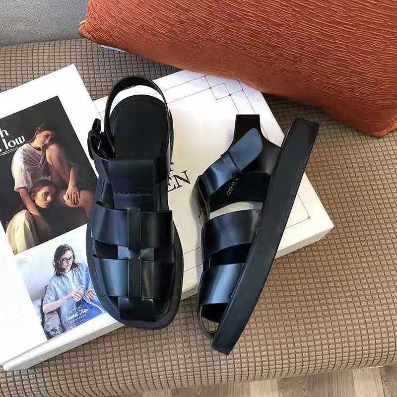 2021 New Women PU Leather Shoes Summer Sandals Buckle Strap Hollow Out Beach Sandals Cool Ladies Footwear Size 35-40 Y0721, White
2021 New Women PU Leather Shoes Summer Sandals Buckle Strap Hollow Out Beach Sandals Cool Ladies Footwear Size 35-40 Y0721, White