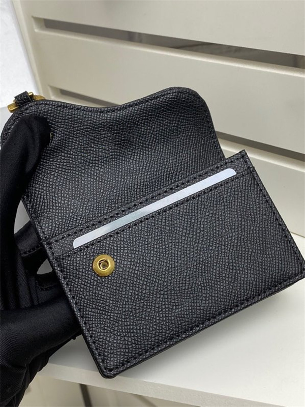 Dio 2021 Womens high quality wallets lady designer pocket interior slot coin purse leather Tri-fold short wallet, 01
Dio 2021 Womens high quality wallets lady designer pocket interior slot coin purse leather Tri-fold short wallet, 01