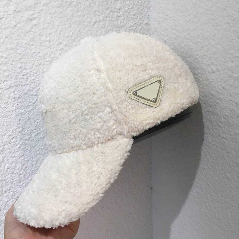 fashion designer men women hat autumn and winter tide cap teddy velvet thick warm baseball caps, Dark green
fashion designer men women hat autumn and winter tide cap teddy velvet thick warm baseball caps, Dark green