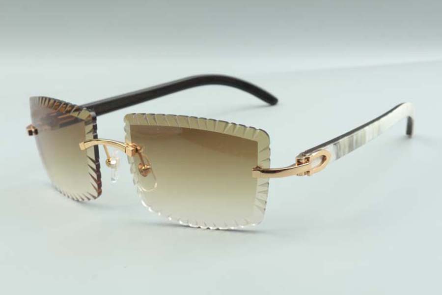 2021 Newest style Best-selling high-quality cutting lens sunglasses 3524021, natural hybrid buffalo horns temples glasses, size: 58-18-140mm
2021 Newest style Best-selling high-quality cutting lens sunglasses 3524021, natural hybrid buffalo horns temples glasses, size: 58-18-140mm