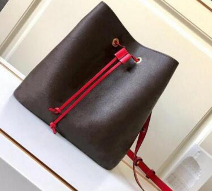 NEO M M NOE bucket bag M44022 Brown Rose Pink cowhide-leather Drawstring adjustable smart strap Luxurys Designers Shoulder Bags, Yellow
NEO M M NOE bucket bag M44022 Brown Rose Pink cowhide-leather Drawstring adjustable smart strap Luxurys Designers Shoulder Bags, Yellow