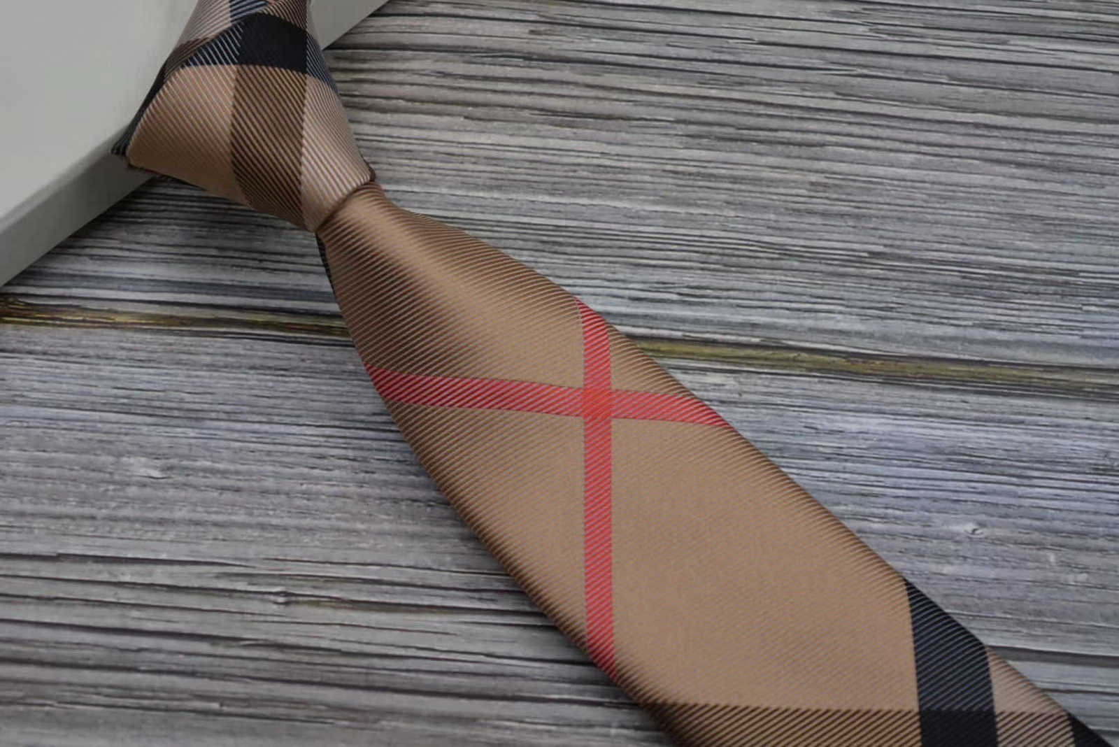 brand Men Ties 100% Silk Jacquard Classic Woven Handmade Necktie for Men Wedding Casual and Business Neck Tie
brand Men Ties 100% Silk Jacquard Classic Woven Handmade Necktie for Men Wedding Casual and Business Neck Tie