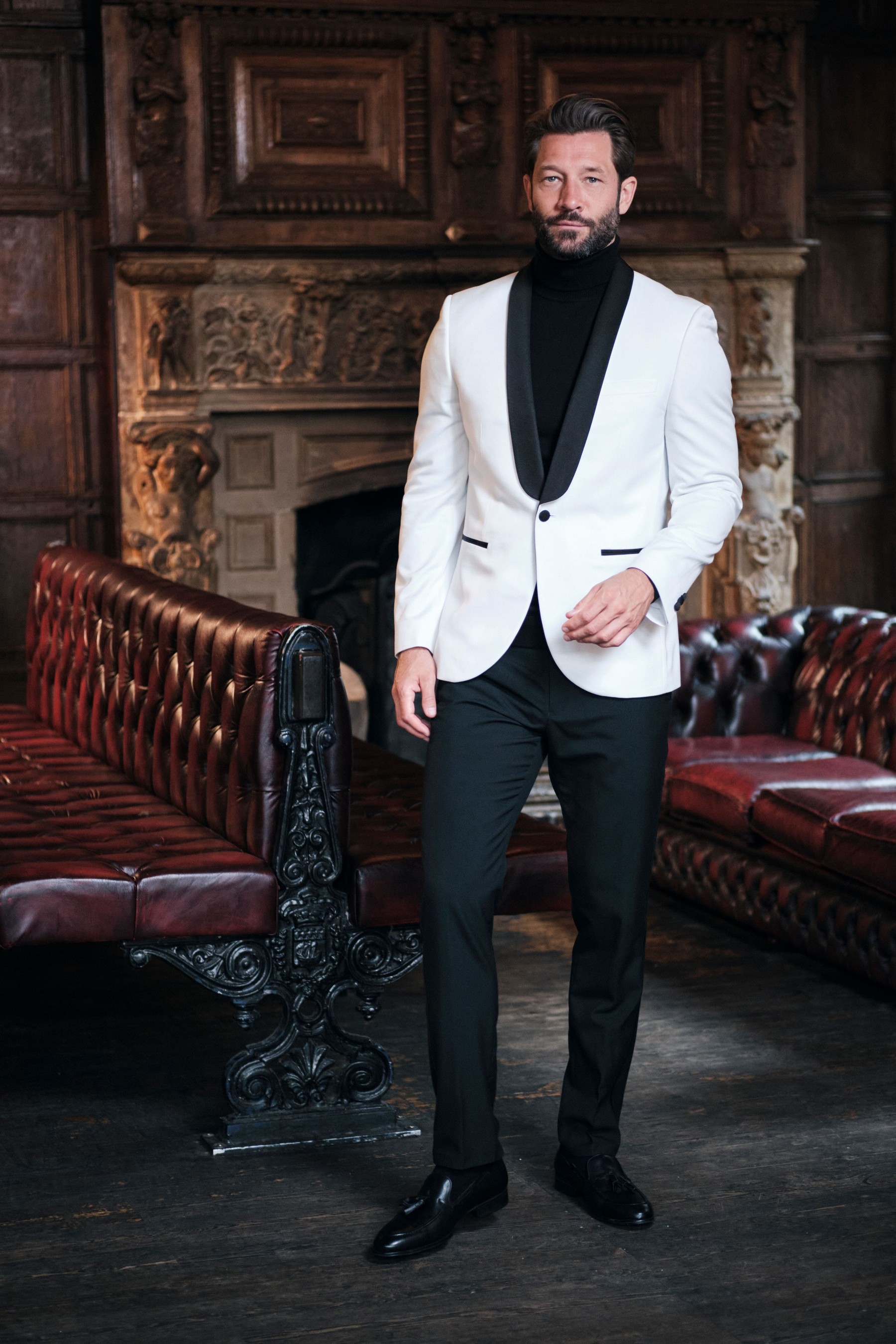 Summer Classic White Mens Pants Suits Black Shawl Lapel Groom Best Man Jacket Party Prom Wedding Blazer Tuxedos Custom 2 piece