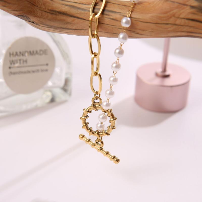 Chains Tiktok, Pearl Disc, Titanium Steel Necklace, Temperament, Trend, Exaggeration, Net, Red, Style, Chain, And Sound., Silver
Chains Tiktok, Pearl Disc, Titanium Steel Necklace, Temperament, Trend, Exaggeration, Net, Red, Style, Chain, And Sound., Silver