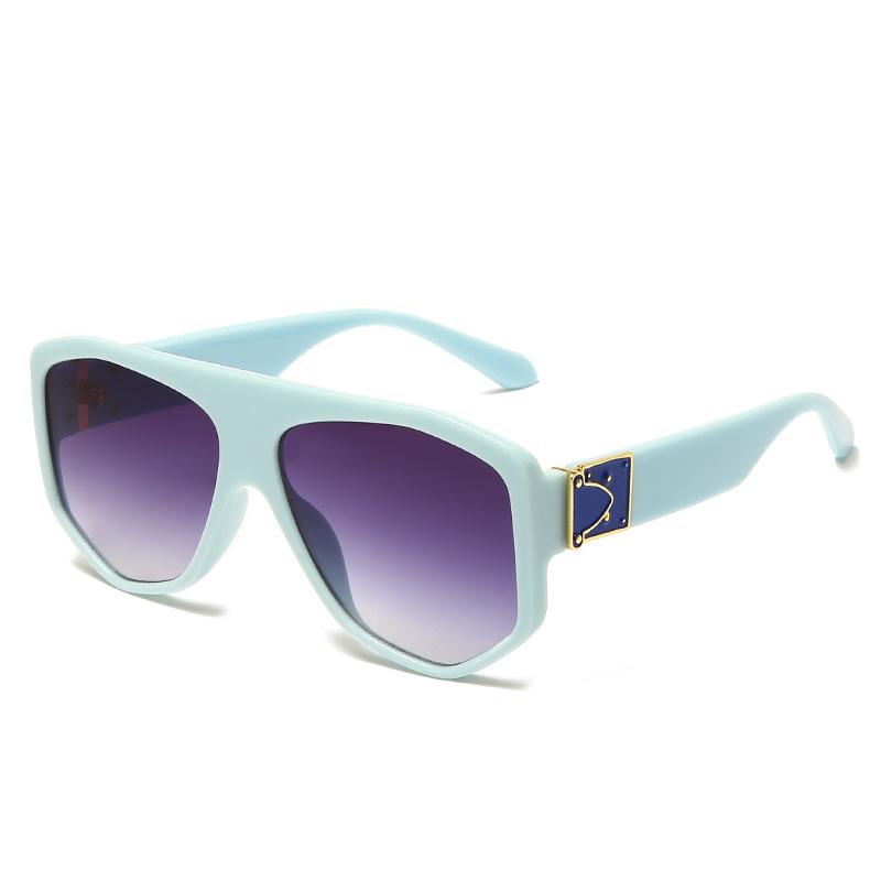 High Quality Womans Sunglasses Luxury Fashion Mens Sun glasses UV Protection men Designer eyeglass Gradient Metal hinge women spectacles with Original boxs x5
High Quality Womans Sunglasses Luxury Fashion Mens Sun glasses UV Protection men Designer eyeglass Gradient Metal hinge women spectacles with Original boxs x5
