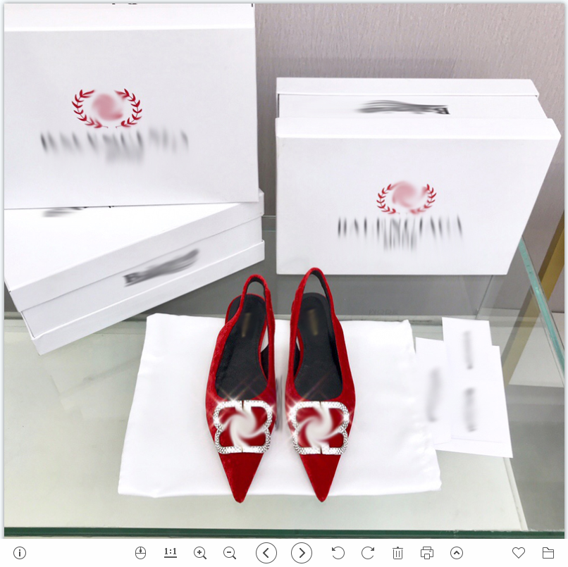 2021 Good Quality Fashion Women Luxurys Designers Shoes Designer Sandals Womens Luxury High Heels Sandal Dress Shoess With Box Size 35-41 -G506, Red
2021 Good Quality Fashion Women Luxurys Designers Shoes Designer Sandals Womens Luxury High Heels Sandal Dress Shoess With Box Size 35-41 -G506, Red