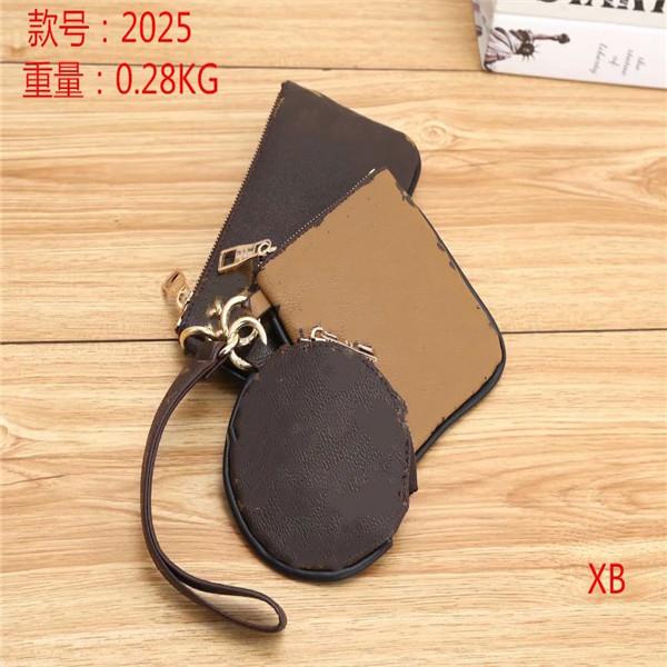 1-21fashion Women cosmetic bags organizer famous makeup travel pouch make up bag ladies purses organizador toiletryDingdanduoduo888 Louisbags_18 Hanghhangbag, Green
1-21fashion Women cosmetic bags organizer famous makeup travel pouch make up bag ladies purses organizador toiletryDingdanduoduo888 Louisbags_18 Hanghhangbag, Green